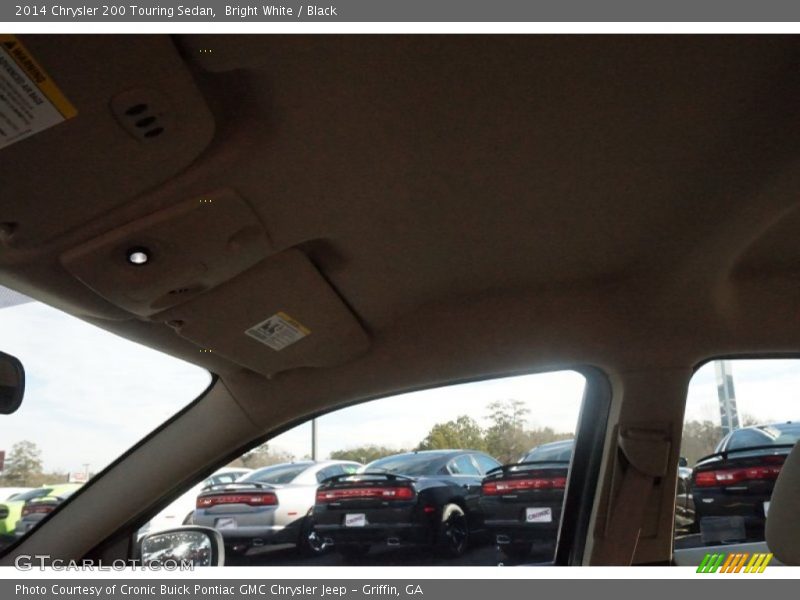 Bright White / Black 2014 Chrysler 200 Touring Sedan