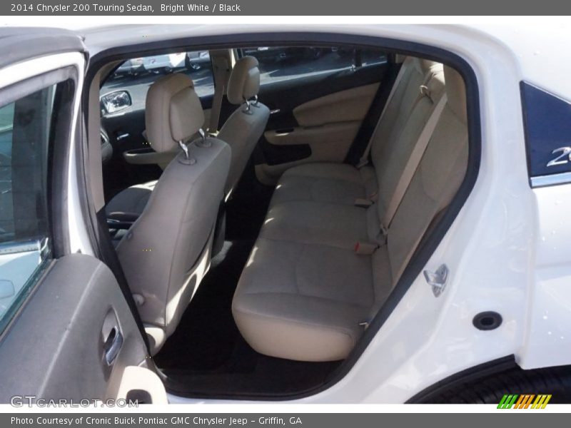 Bright White / Black 2014 Chrysler 200 Touring Sedan