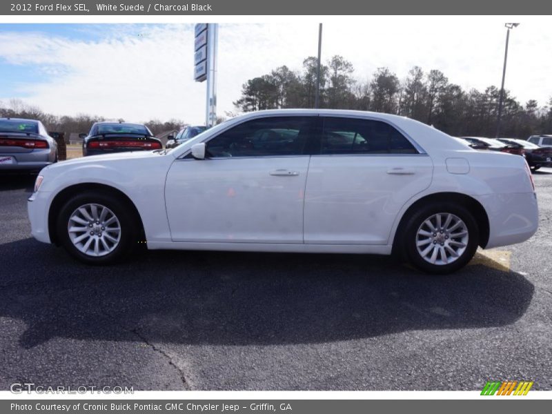 White Suede / Charcoal Black 2012 Ford Flex SEL