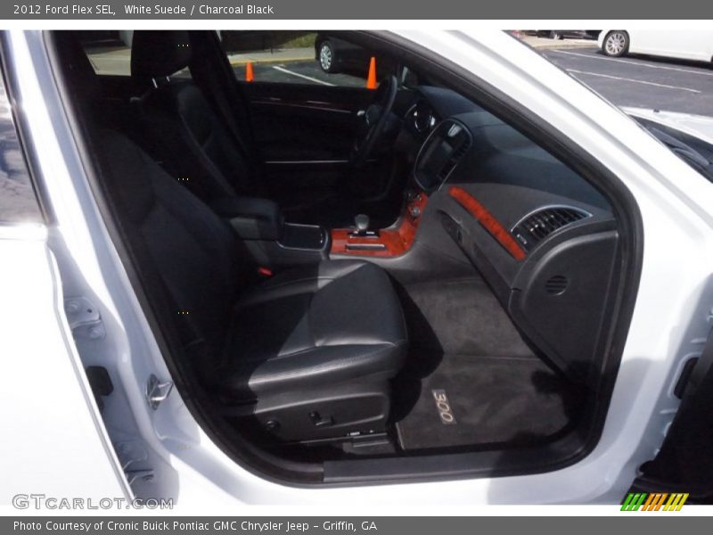 White Suede / Charcoal Black 2012 Ford Flex SEL