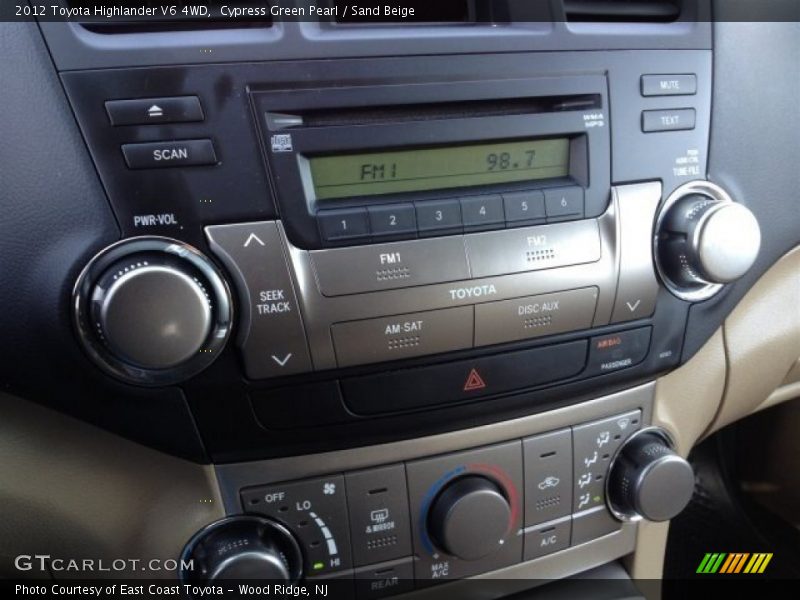 Cypress Green Pearl / Sand Beige 2012 Toyota Highlander V6 4WD