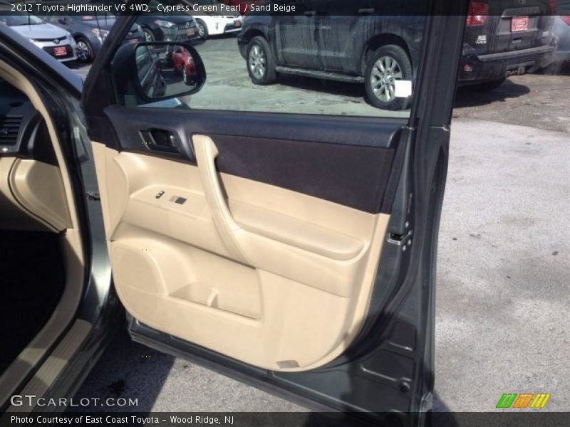 Cypress Green Pearl / Sand Beige 2012 Toyota Highlander V6 4WD