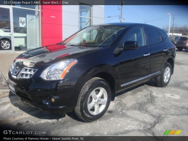 Super Black / Gray 2013 Nissan Rogue S AWD