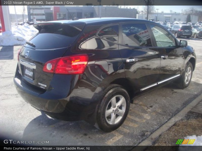 Super Black / Gray 2013 Nissan Rogue S AWD