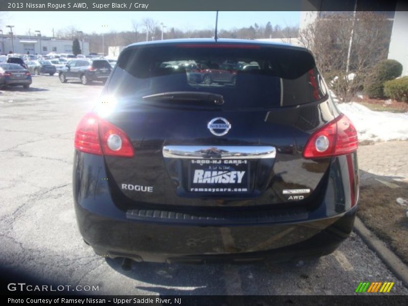 Super Black / Gray 2013 Nissan Rogue S AWD