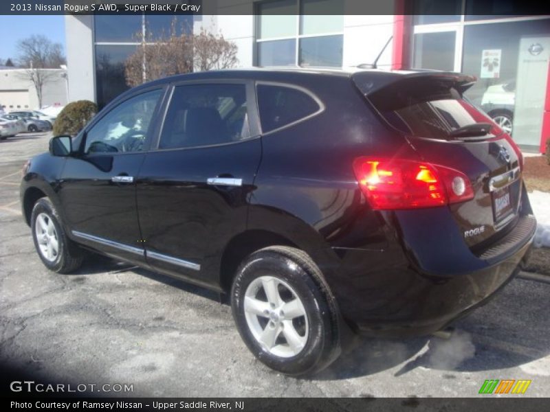 Super Black / Gray 2013 Nissan Rogue S AWD