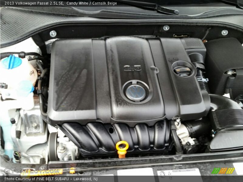 Candy White / Cornsilk Beige 2013 Volkswagen Passat 2.5L SE