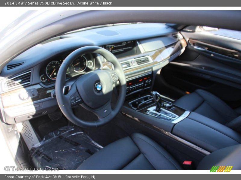 Alpine White / Black 2014 BMW 7 Series 750Li xDrive Sedan