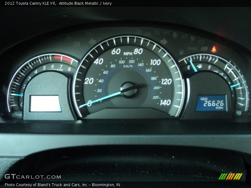 Attitude Black Metallic / Ivory 2012 Toyota Camry XLE V6