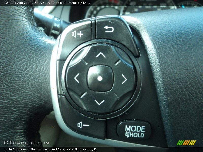 Attitude Black Metallic / Ivory 2012 Toyota Camry XLE V6