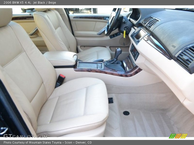 Jet Black / Beige 2006 BMW X5 4.4i