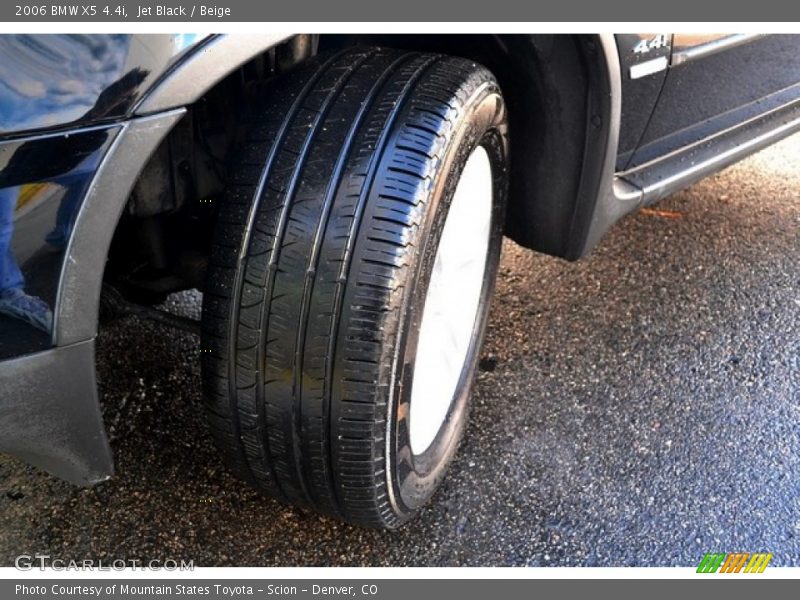 Jet Black / Beige 2006 BMW X5 4.4i