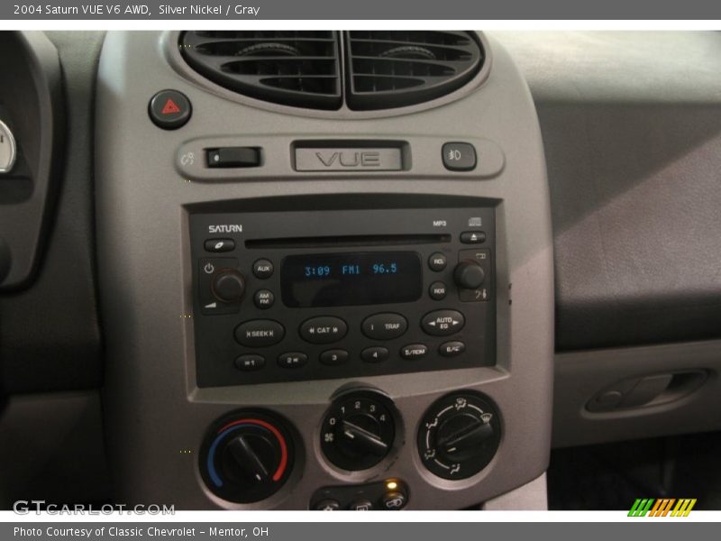 Silver Nickel / Gray 2004 Saturn VUE V6 AWD