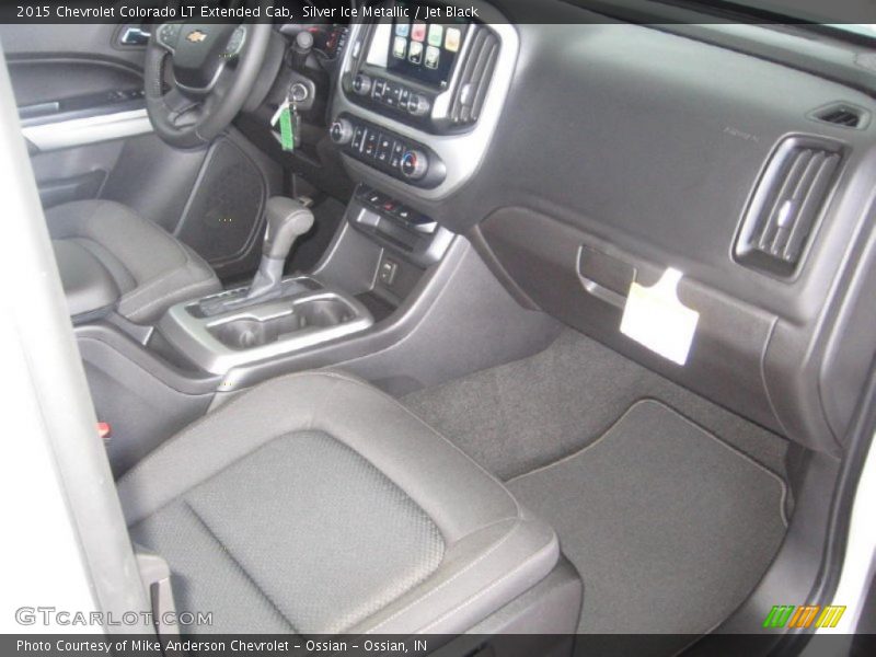 Silver Ice Metallic / Jet Black 2015 Chevrolet Colorado LT Extended Cab