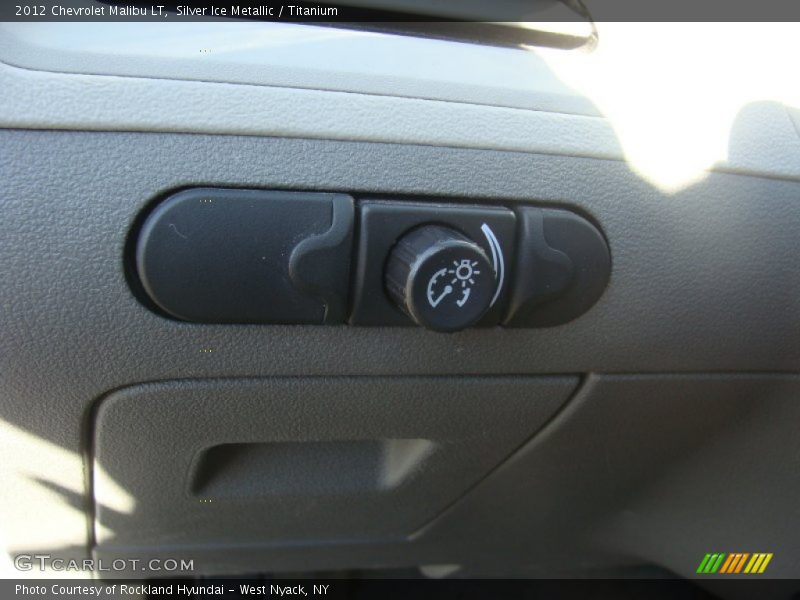 Silver Ice Metallic / Titanium 2012 Chevrolet Malibu LT