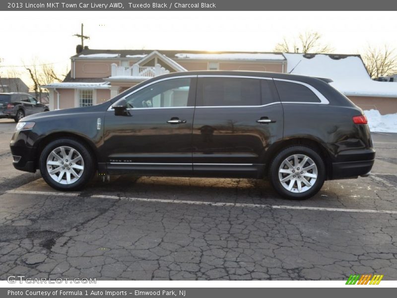 Tuxedo Black / Charcoal Black 2013 Lincoln MKT Town Car Livery AWD