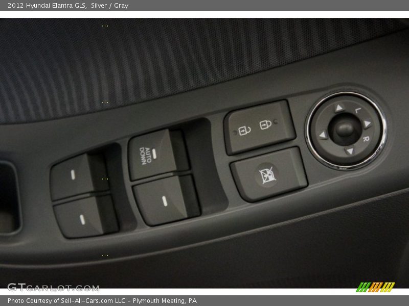 Silver / Gray 2012 Hyundai Elantra GLS