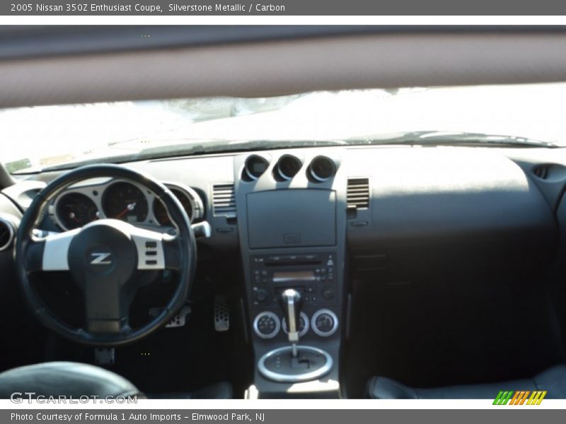 Silverstone Metallic / Carbon 2005 Nissan 350Z Enthusiast Coupe