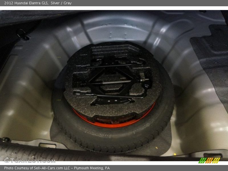 Silver / Gray 2012 Hyundai Elantra GLS