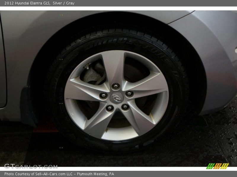 Silver / Gray 2012 Hyundai Elantra GLS