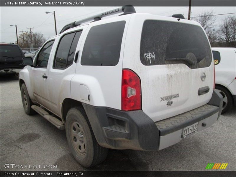 Avalanche White / Gray 2012 Nissan Xterra S