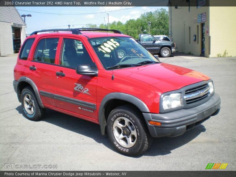 Wildfire Red / Medium Gray 2002 Chevrolet Tracker ZR2 4WD Hard Top