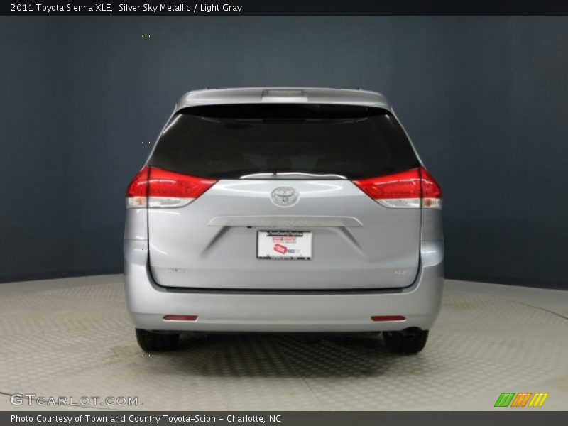 Silver Sky Metallic / Light Gray 2011 Toyota Sienna XLE