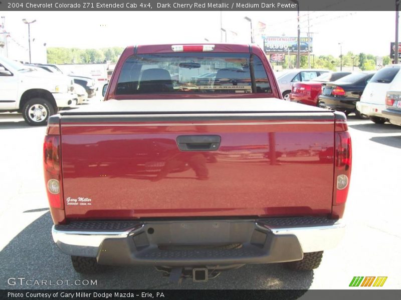 Dark Cherry Red Metallic / Medium Dark Pewter 2004 Chevrolet Colorado Z71 Extended Cab 4x4