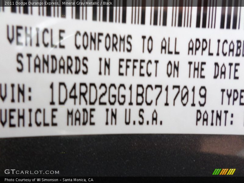 Mineral Gray Metallic / Black 2011 Dodge Durango Express