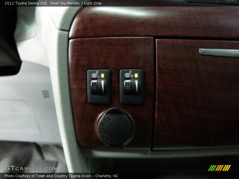 Silver Sky Metallic / Light Gray 2011 Toyota Sienna XLE