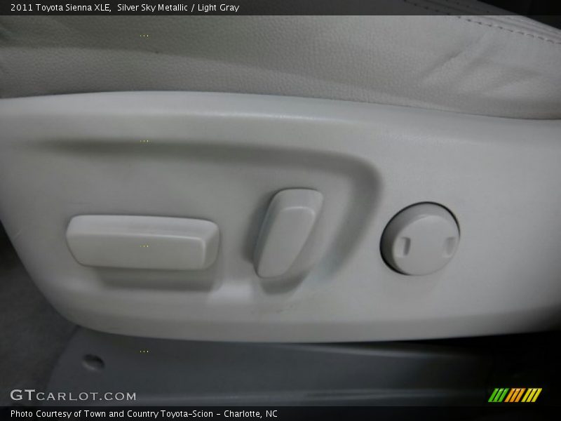 Silver Sky Metallic / Light Gray 2011 Toyota Sienna XLE