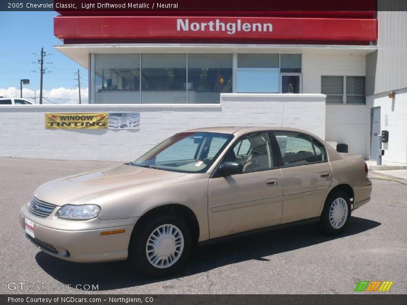 Light Driftwood Metallic / Neutral 2005 Chevrolet Classic