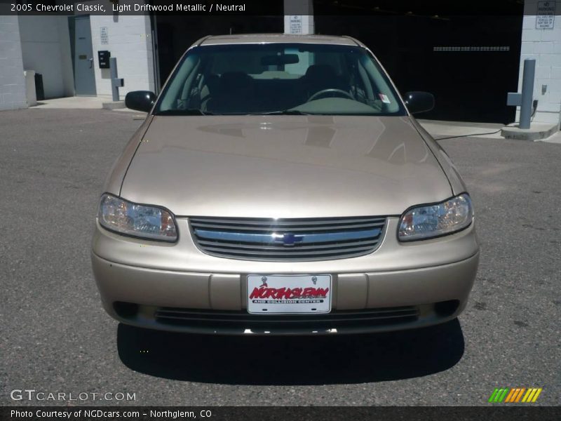 Light Driftwood Metallic / Neutral 2005 Chevrolet Classic