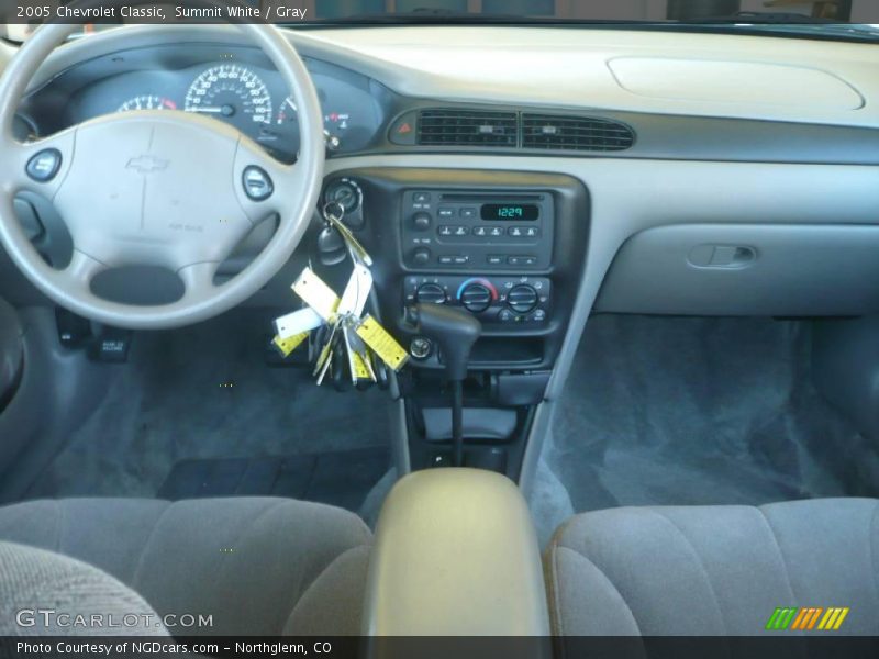 Summit White / Gray 2005 Chevrolet Classic