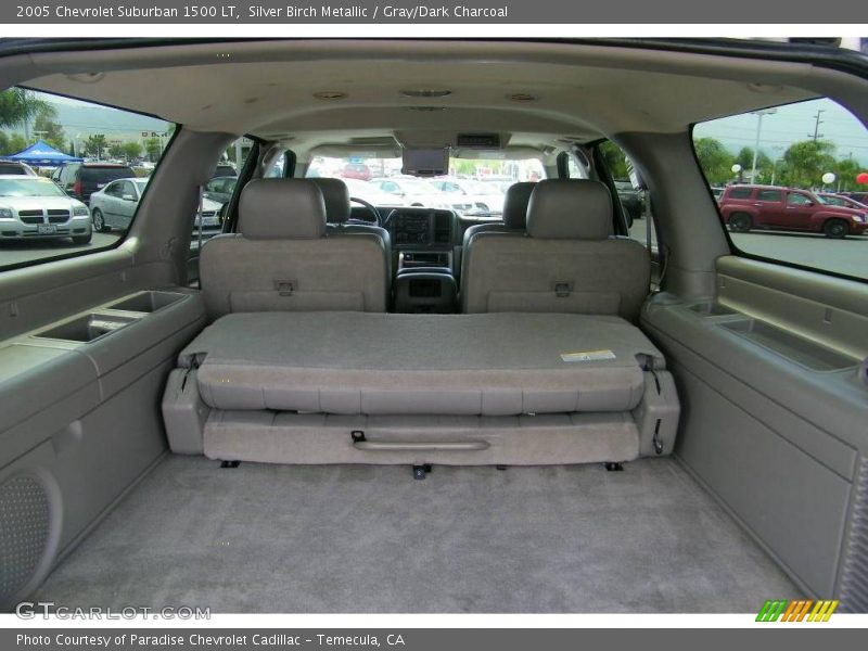 Silver Birch Metallic / Gray/Dark Charcoal 2005 Chevrolet Suburban 1500 LT
