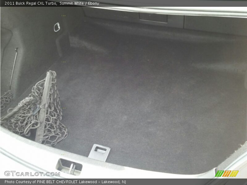 Summit White / Ebony 2011 Buick Regal CXL Turbo