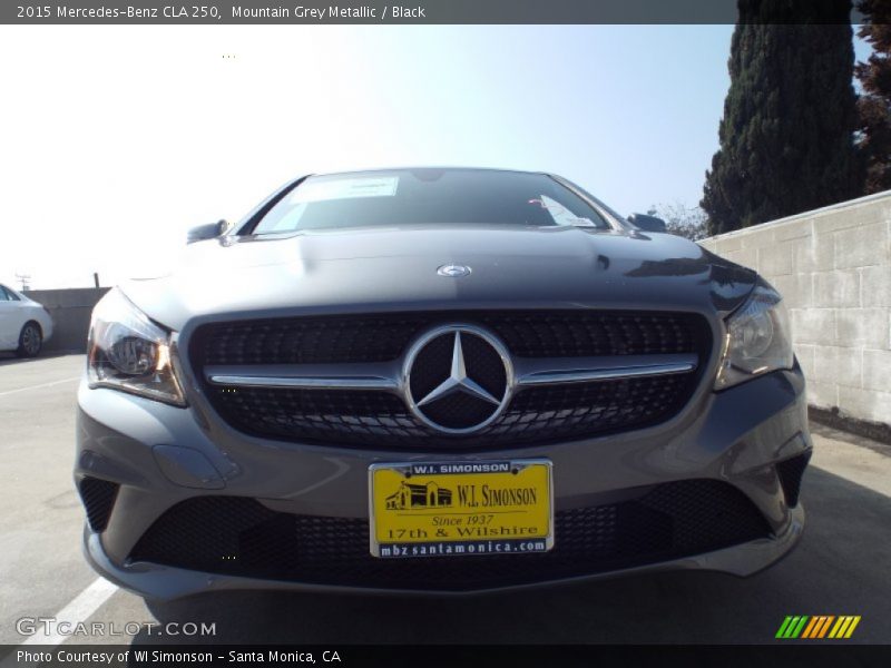 Mountain Grey Metallic / Black 2015 Mercedes-Benz CLA 250
