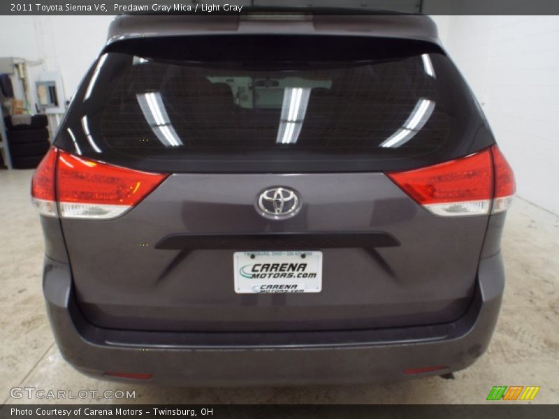 Predawn Gray Mica / Light Gray 2011 Toyota Sienna V6