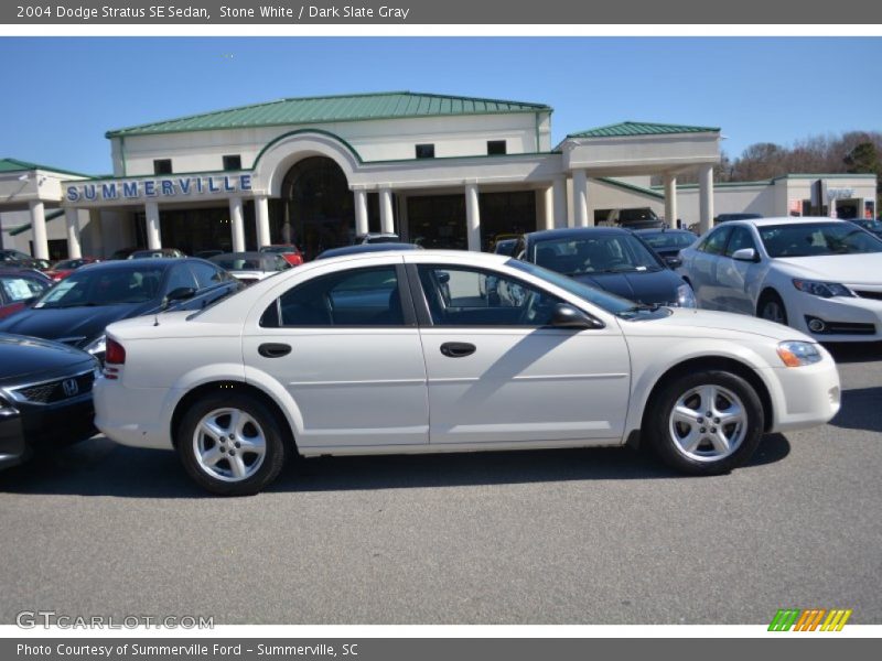 Stone White / Dark Slate Gray 2004 Dodge Stratus SE Sedan