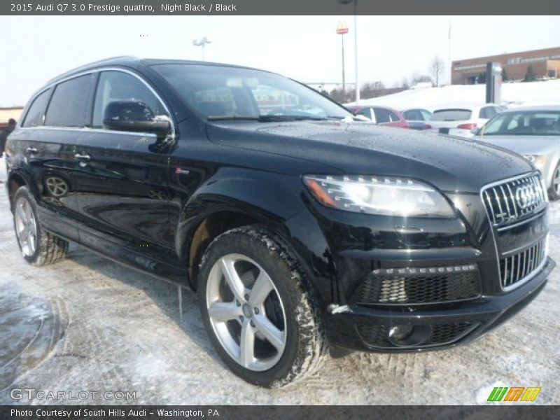 Front 3/4 View of 2015 Q7 3.0 Prestige quattro