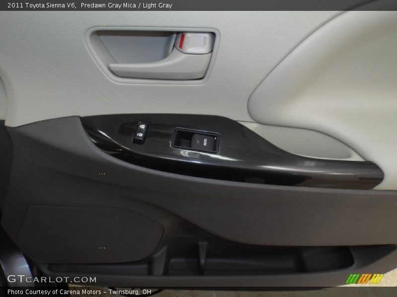 Predawn Gray Mica / Light Gray 2011 Toyota Sienna V6