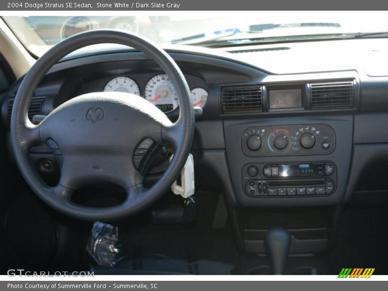 Stone White / Dark Slate Gray 2004 Dodge Stratus SE Sedan