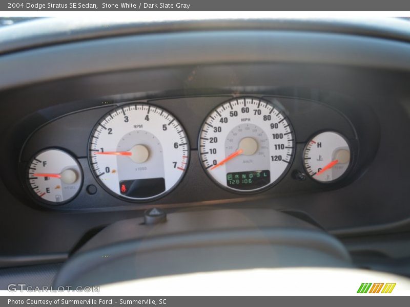Stone White / Dark Slate Gray 2004 Dodge Stratus SE Sedan