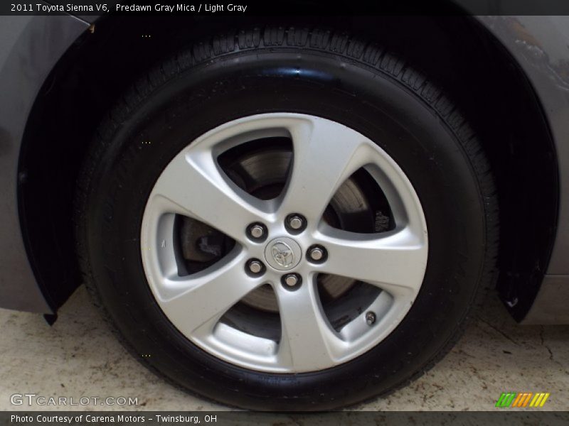 Predawn Gray Mica / Light Gray 2011 Toyota Sienna V6