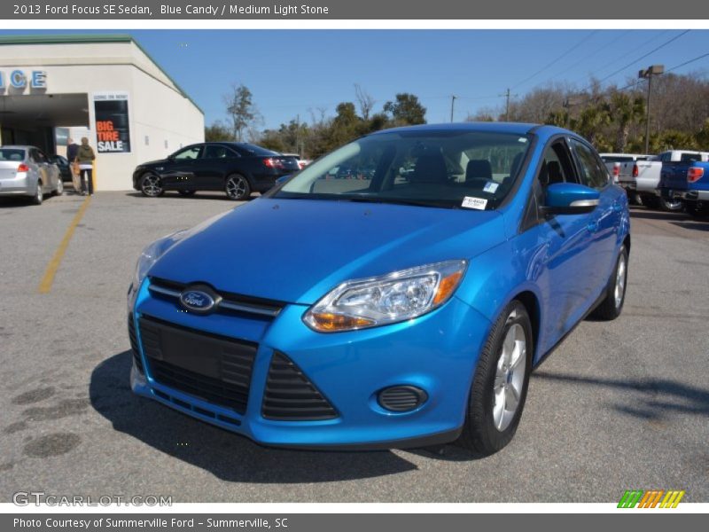 Blue Candy / Medium Light Stone 2013 Ford Focus SE Sedan