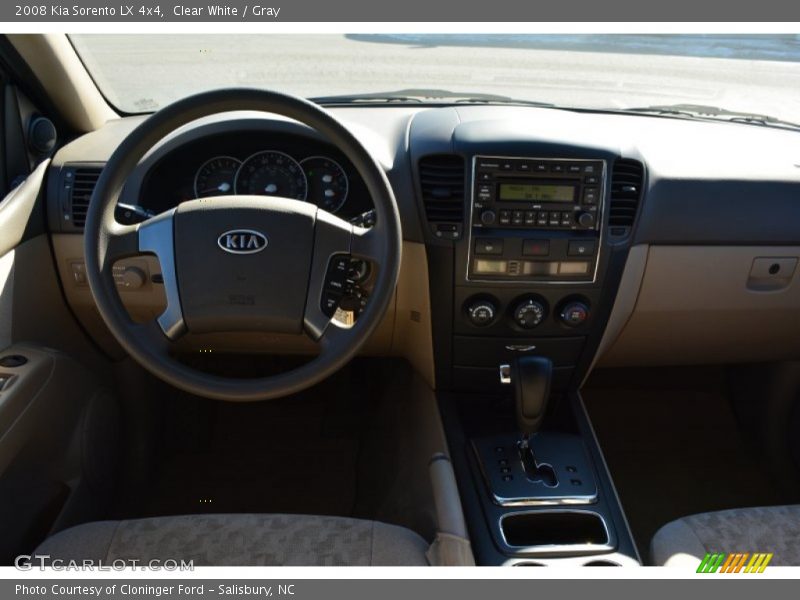 Clear White / Gray 2008 Kia Sorento LX 4x4