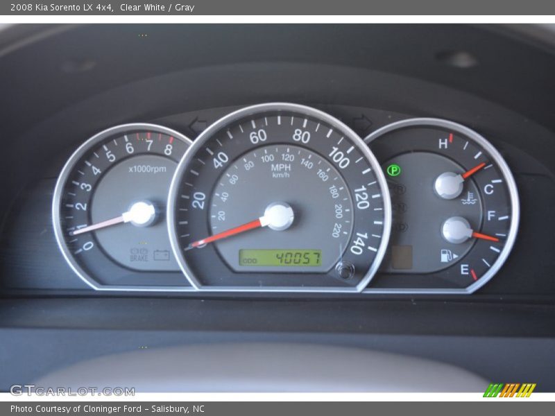 Clear White / Gray 2008 Kia Sorento LX 4x4