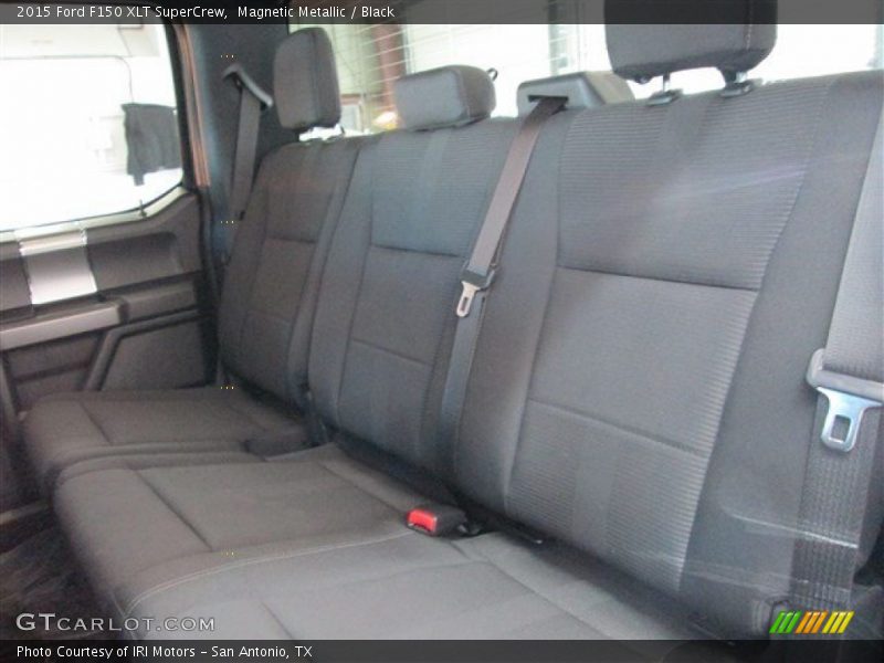 Magnetic Metallic / Black 2015 Ford F150 XLT SuperCrew