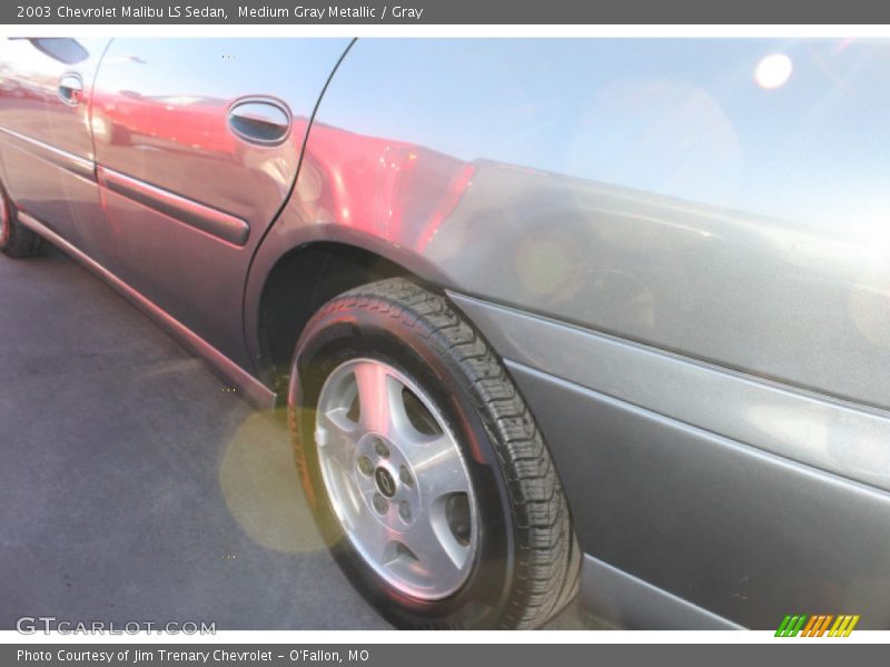 Medium Gray Metallic / Gray 2003 Chevrolet Malibu LS Sedan