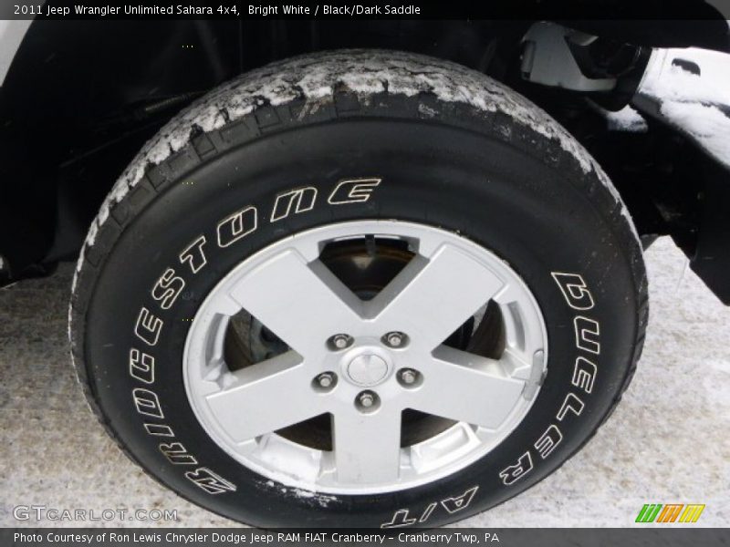 Bright White / Black/Dark Saddle 2011 Jeep Wrangler Unlimited Sahara 4x4